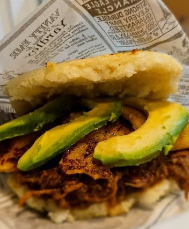 Arepa Reina Pepiada